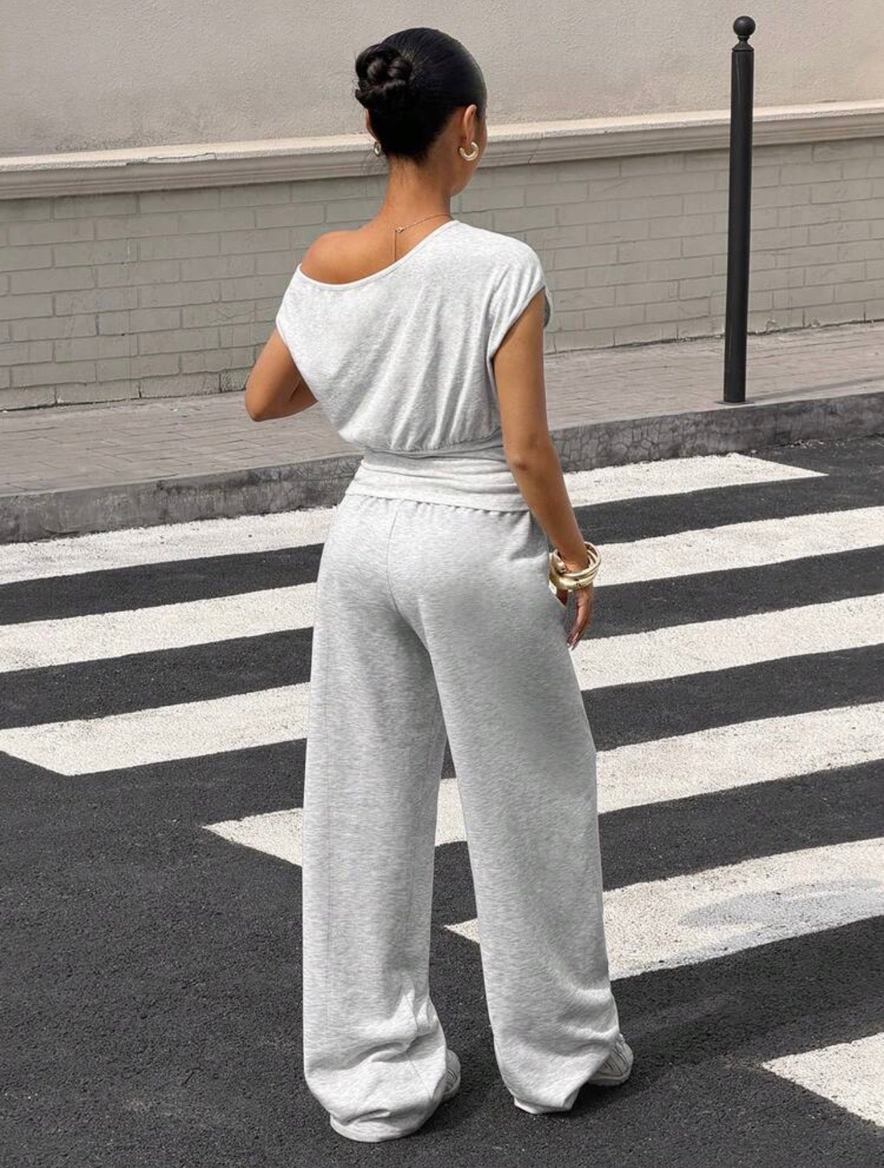 Women’s Asymmetrical Shoulder Cinched Waist Top & Loose Pants Two-Piece Set