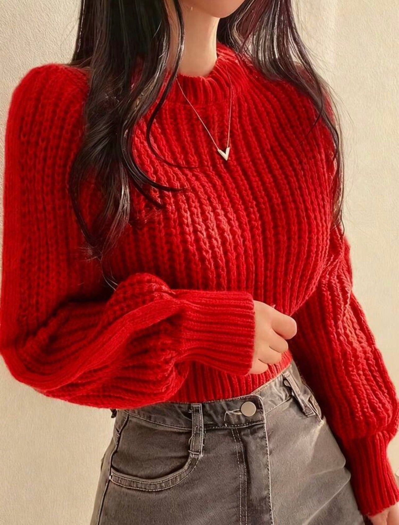 Women’s Crew Neck Long Sleeve Cropped Sweater – Casual Solid Knit Top