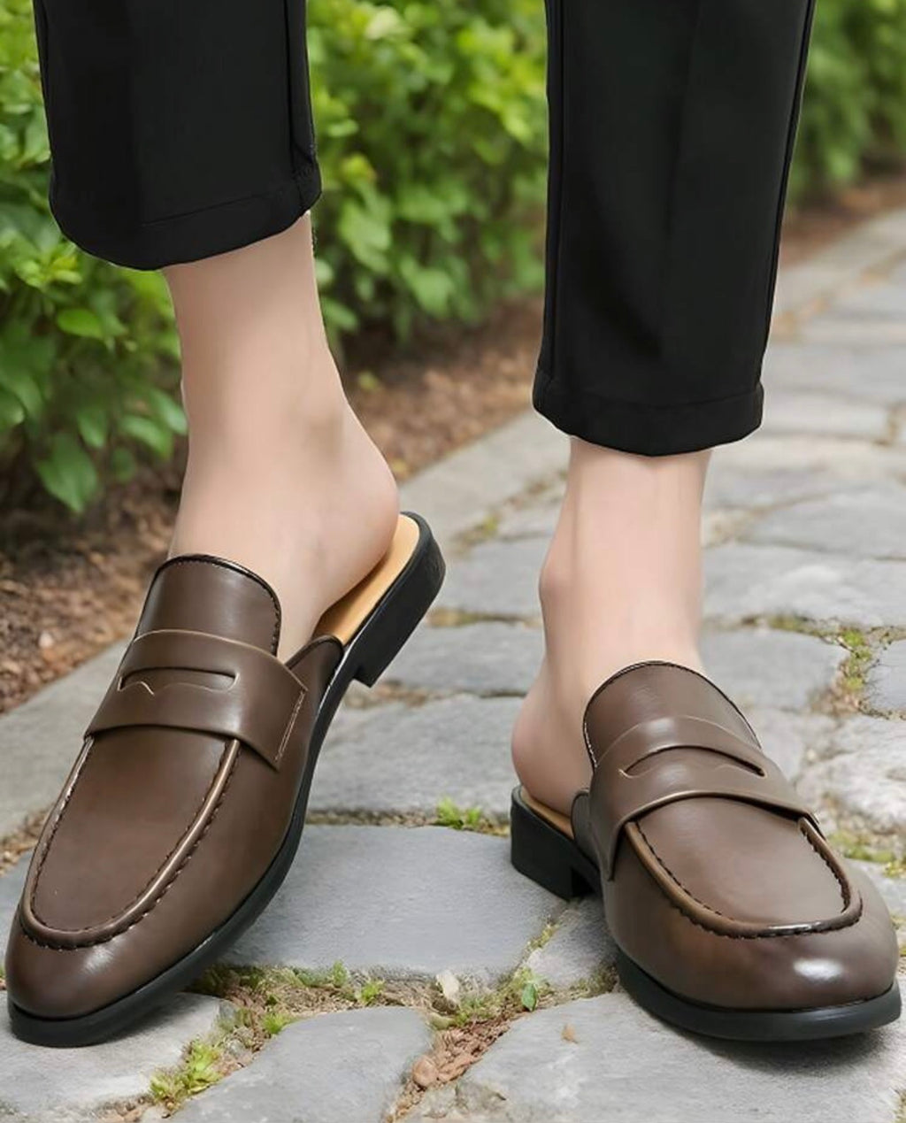 Men’s Classic Black & White Leather Slip-On Mule Sandals
