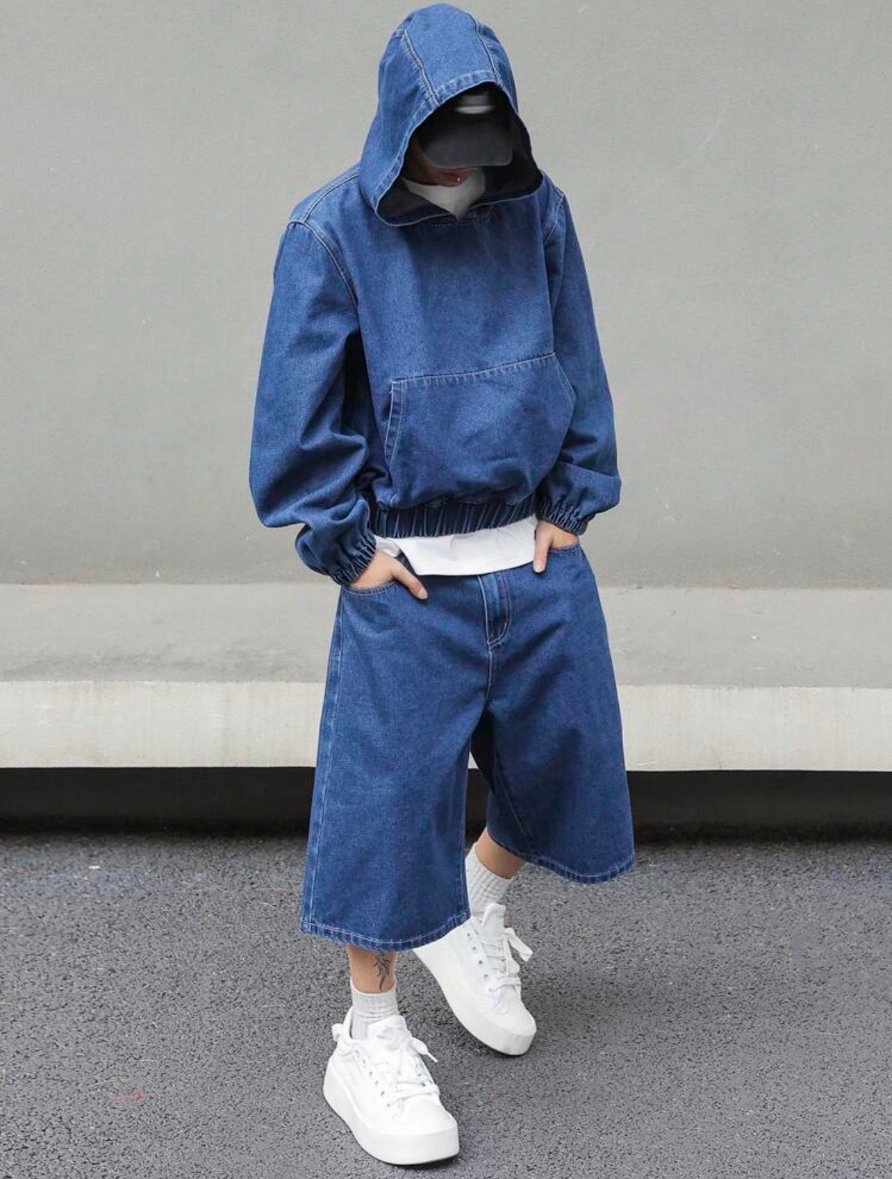Men’s Hooded Denim Top & Denim Pants Two-Piece Set – Casual Streetwear Outfit