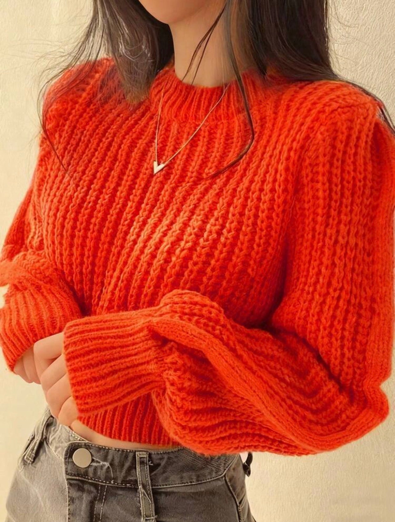 Women’s Crew Neck Long Sleeve Cropped Sweater – Casual Solid Knit Top