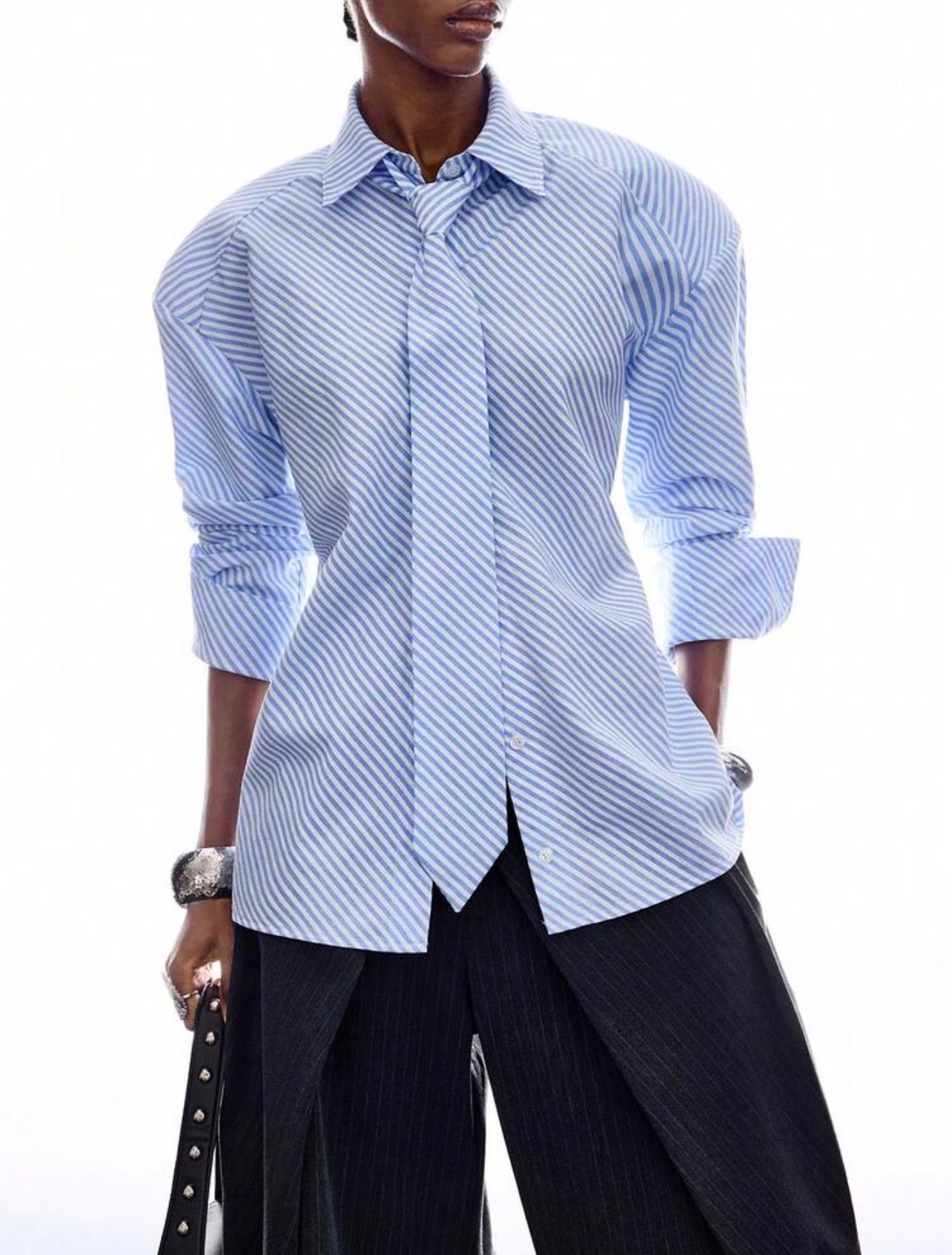 Women’s Minimalist Blue Striped Button-Front Long Sleeve Shirt – Casual Commuter Blouse