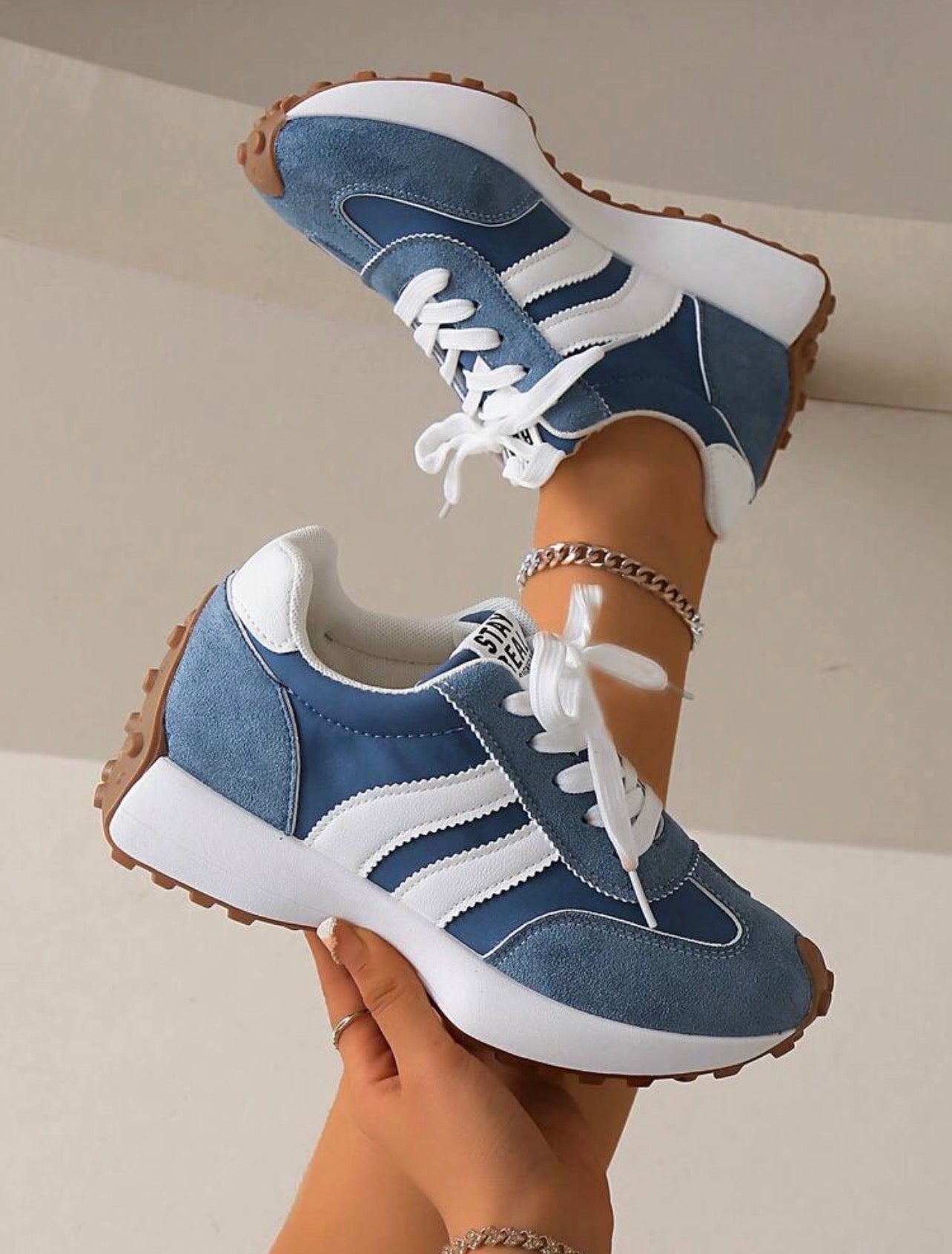 Women’s Chunky Platform Lace-Up Sneakers – Breathable Thick Sole Casual Shoes