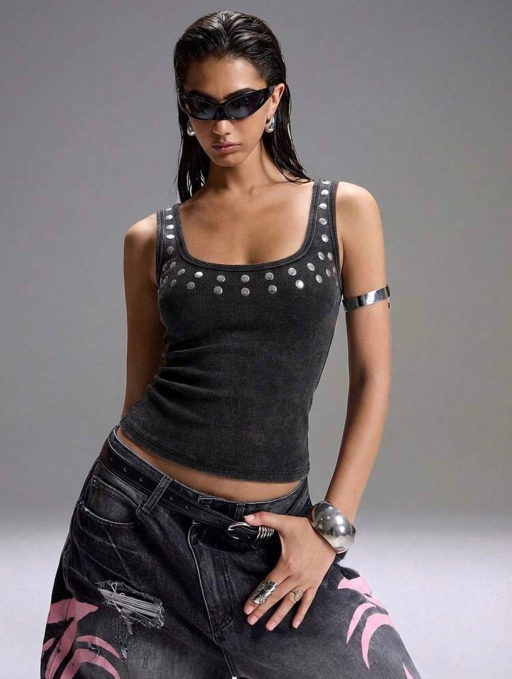 Minimalist Metal-Detail Camisole Tank Top for Women – Casual Summer Sleeveless Top