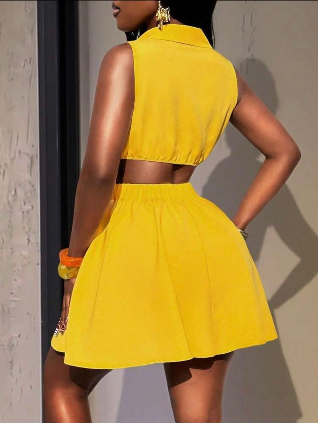 Women’s Elegant Sleeveless Lapel A-Line Dress with Asymmetrical Hem & Metal Buckle Detail