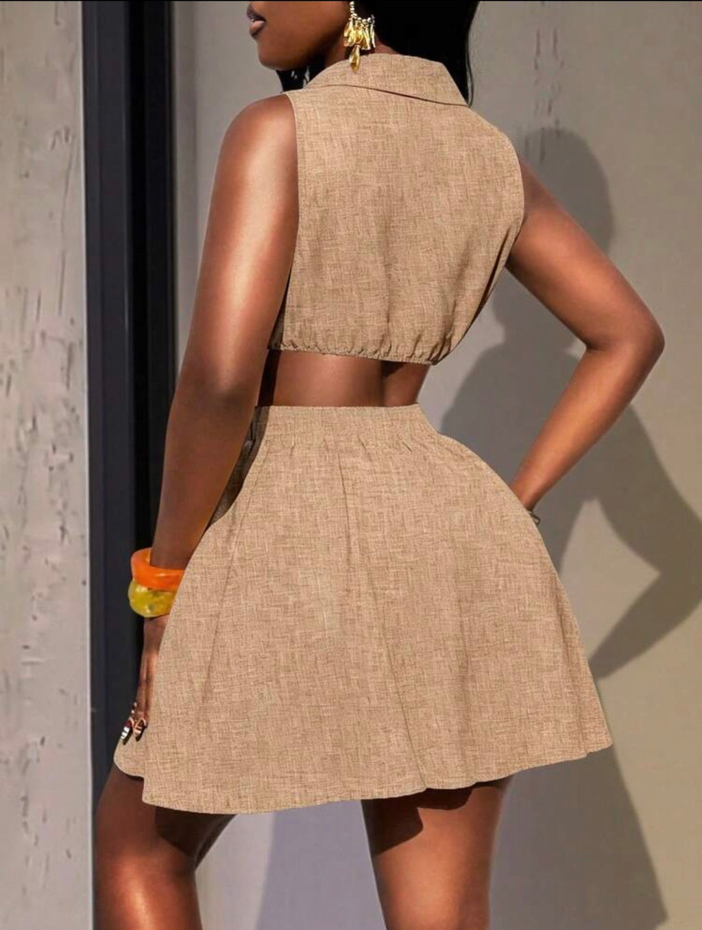 Women’s Elegant Sleeveless Lapel A-Line Dress with Asymmetrical Hem & Metal Buckle Detail