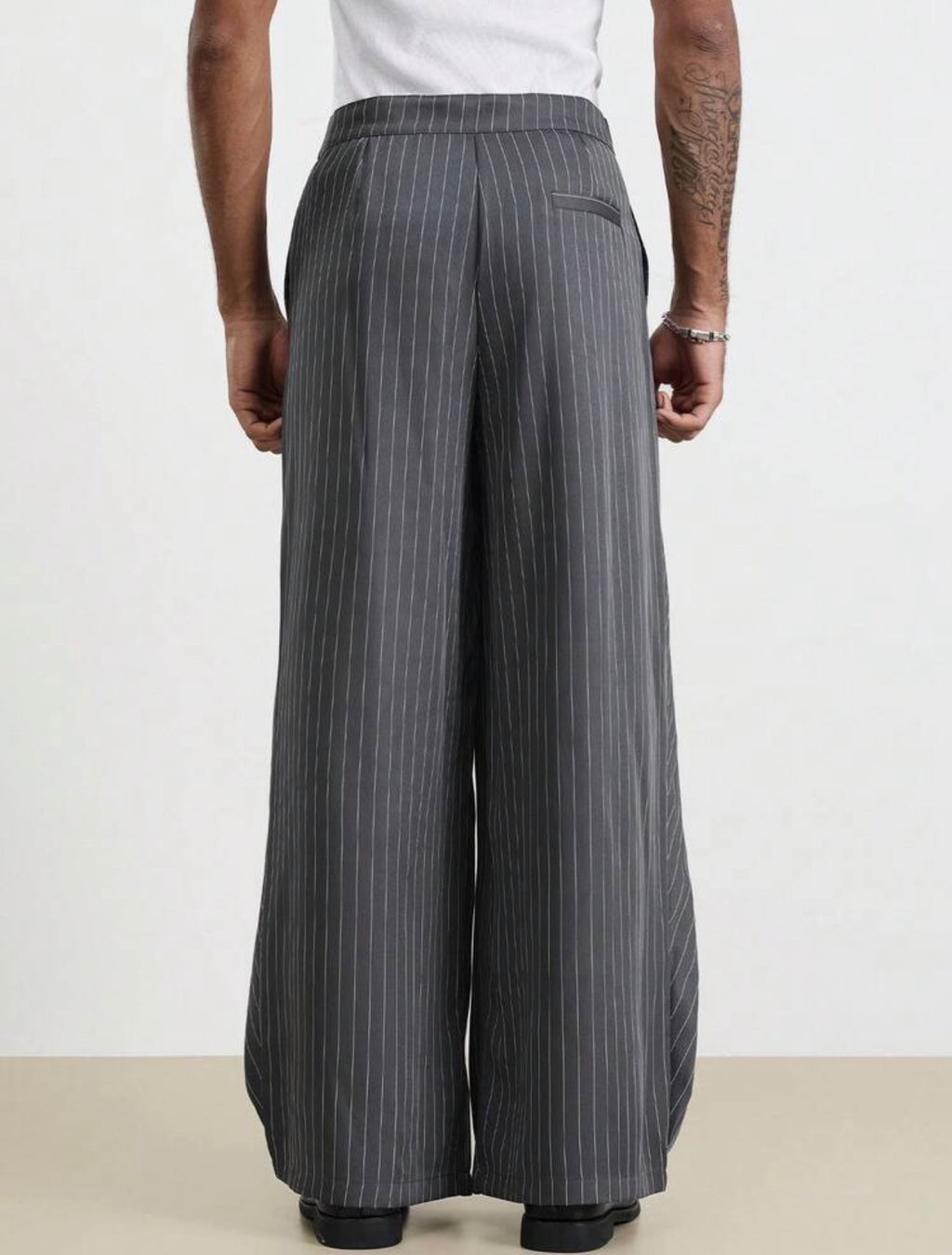 Men’s Yarn-Dyed Pinstripe Wide Leg Trousers – Relaxed Casual Streetwear Pants