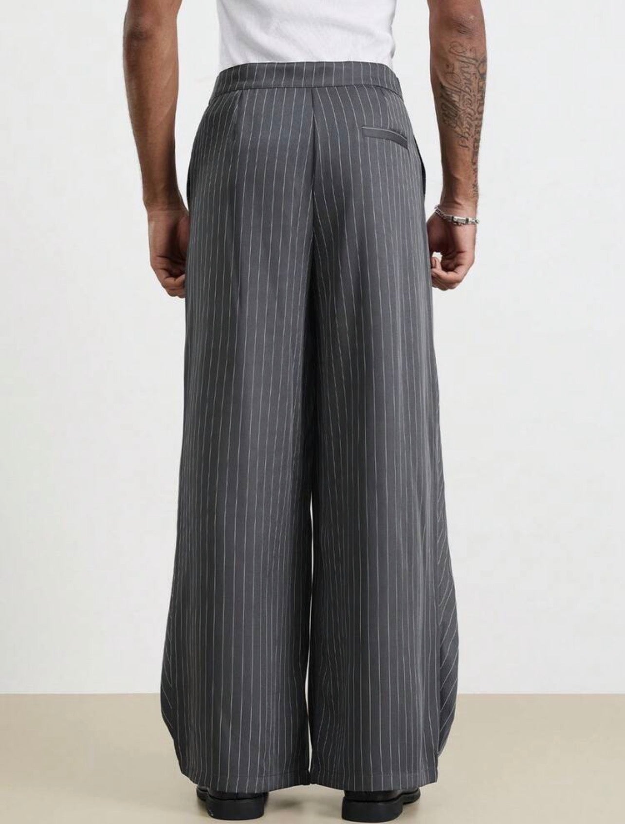 Men’s Yarn-Dyed Pinstripe Wide Leg Trousers – Relaxed Casual Streetwear Pants