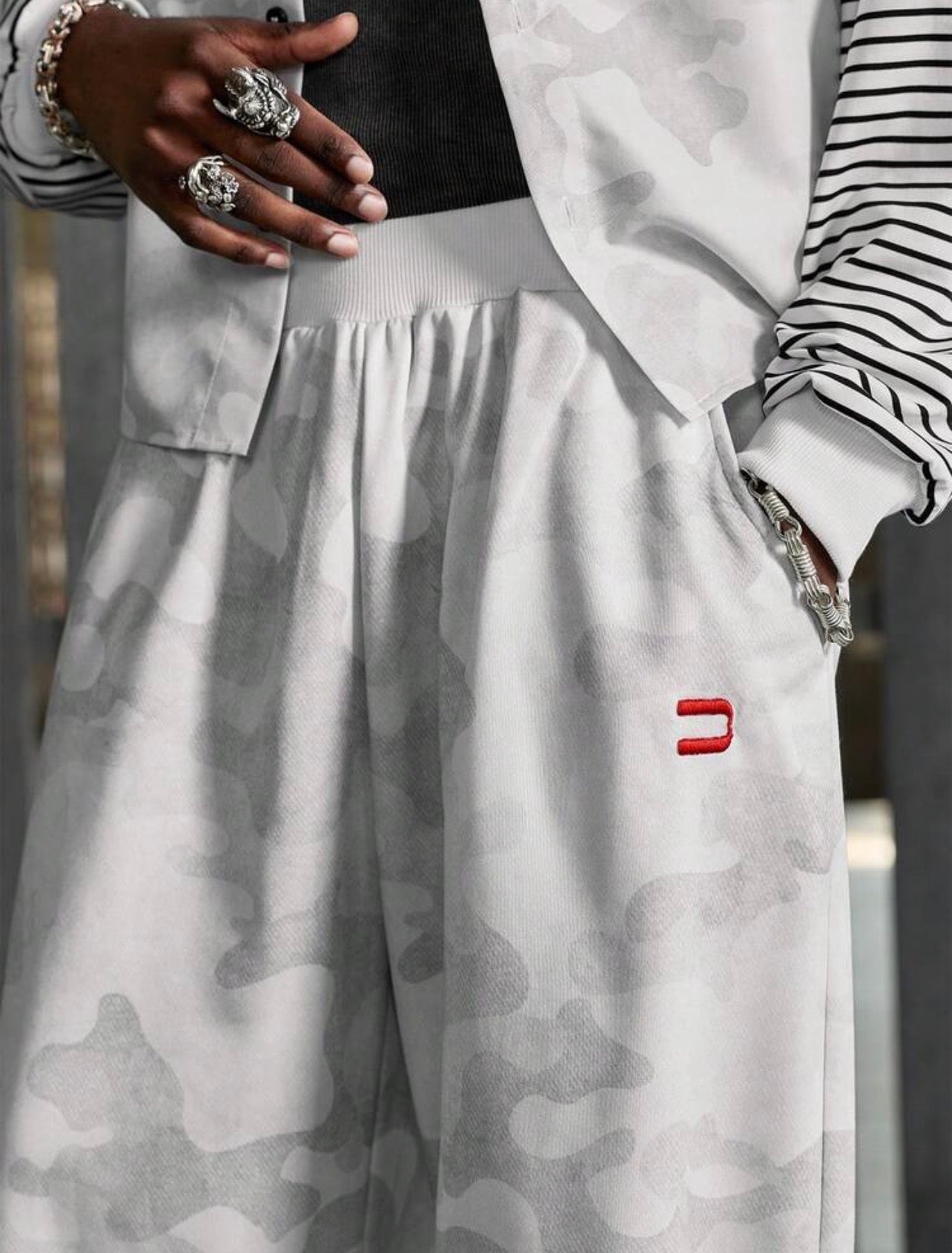 Men’s Striped Loose Fit Trousers – Sporty Streetwear Pants