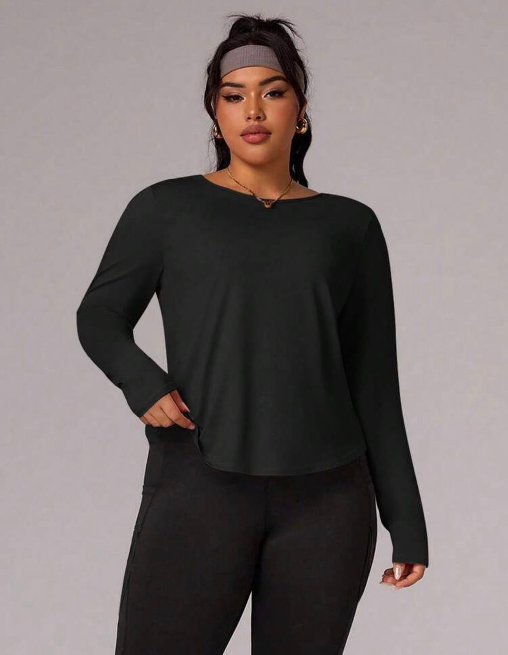Women’s Plus Size Loose-Fit Long Sleeve Workout Top Set with Back Cutout Design