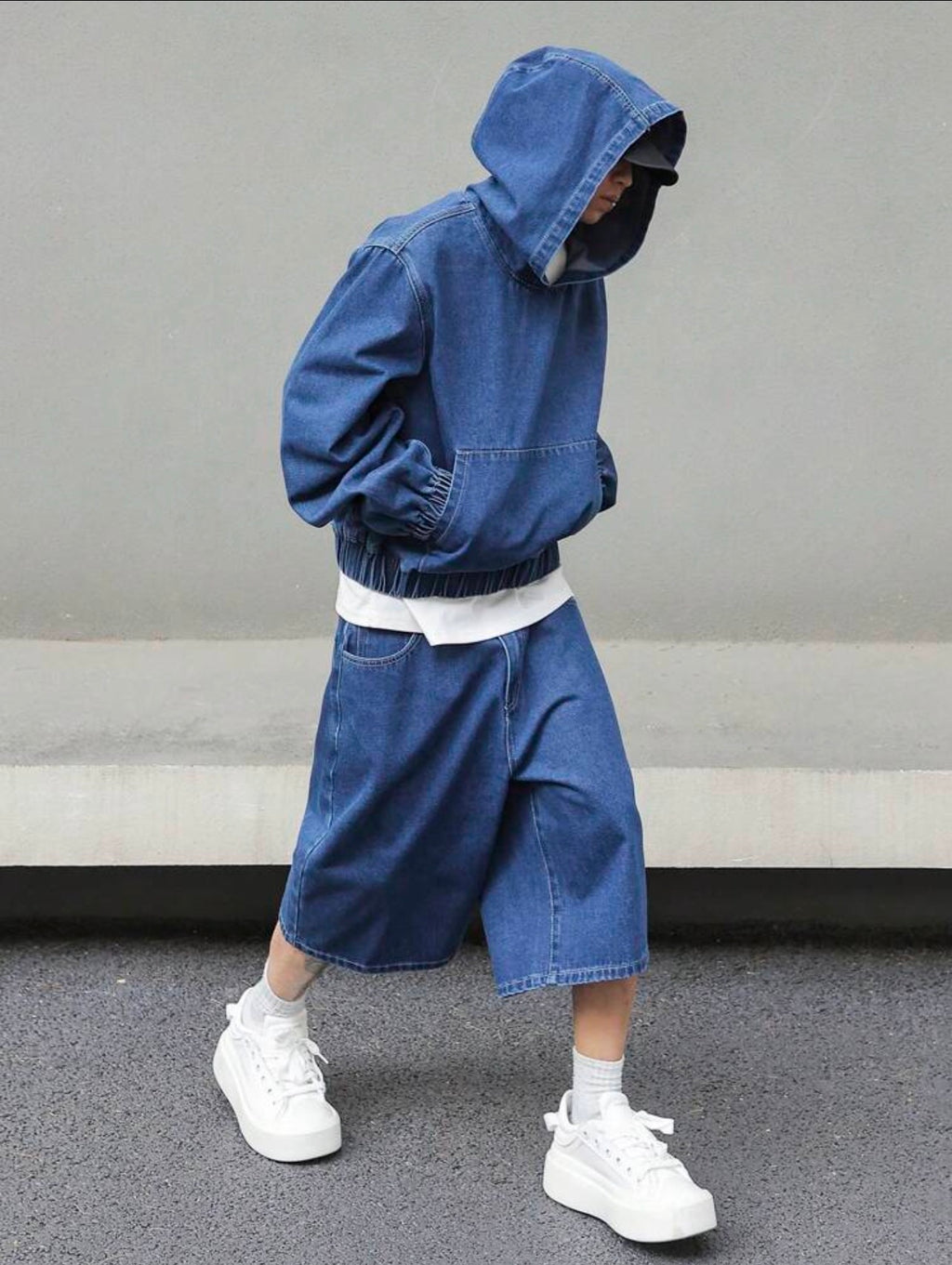 Men’s Hooded Denim Top & Denim Pants Two-Piece Set – Casual Streetwear Outfit