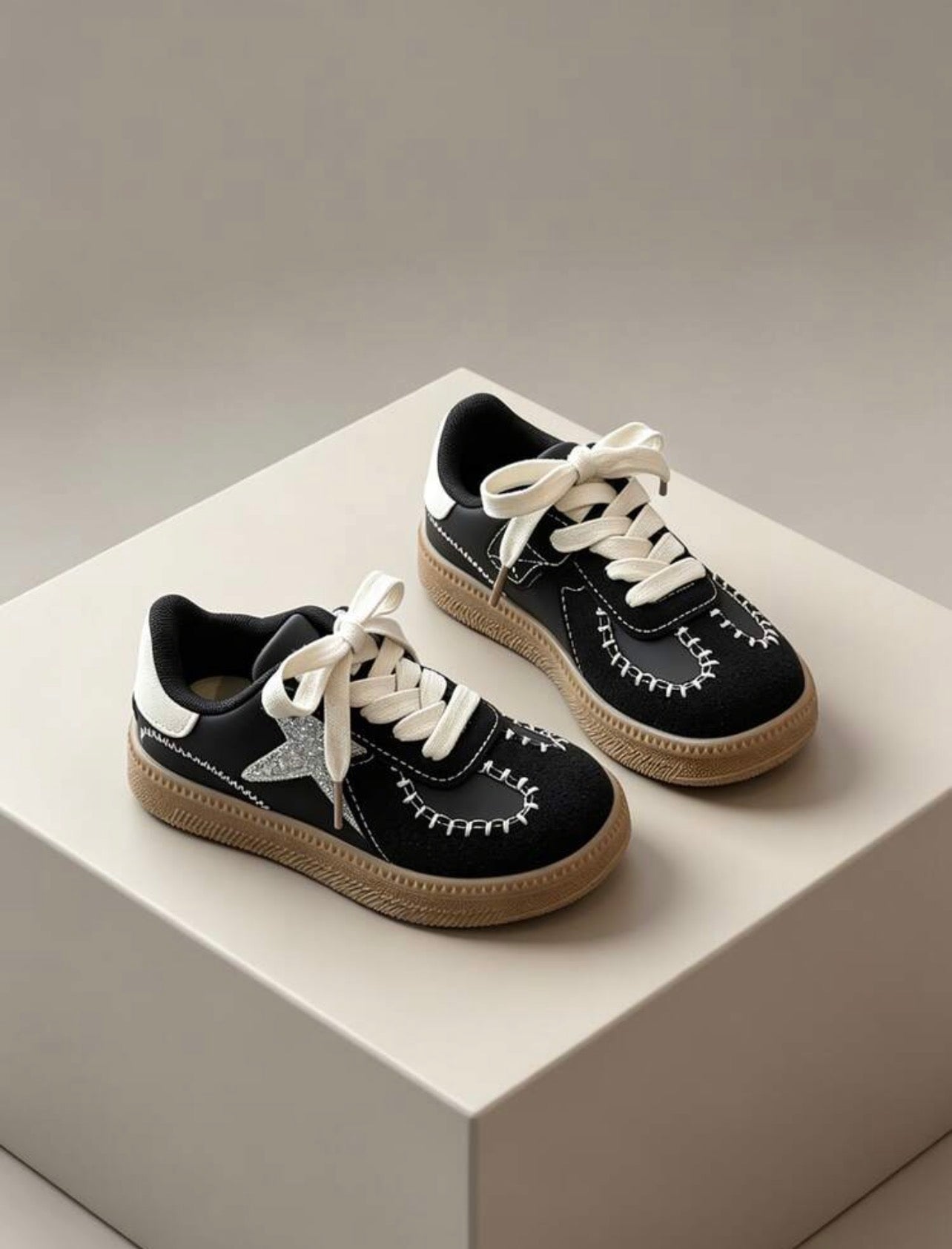 Kids’ Retro Lace-Up Sports Sneakers with Non-Slip Sole for Everyday Wear