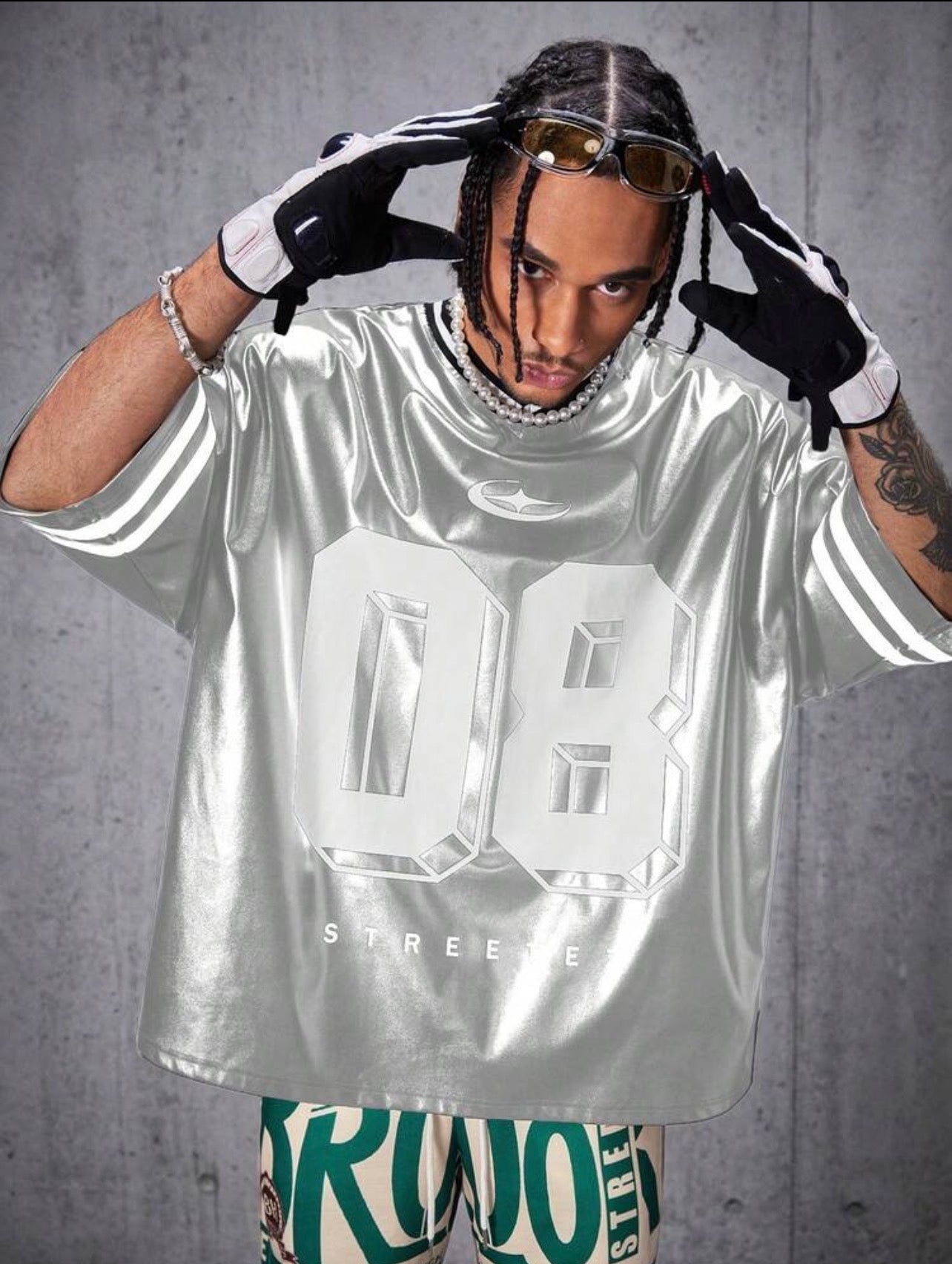 Men’s Loose Fit V-Neck Numeric Print Basketball Jersey Style Short Sleeve T-Shirt – Streetwear Top