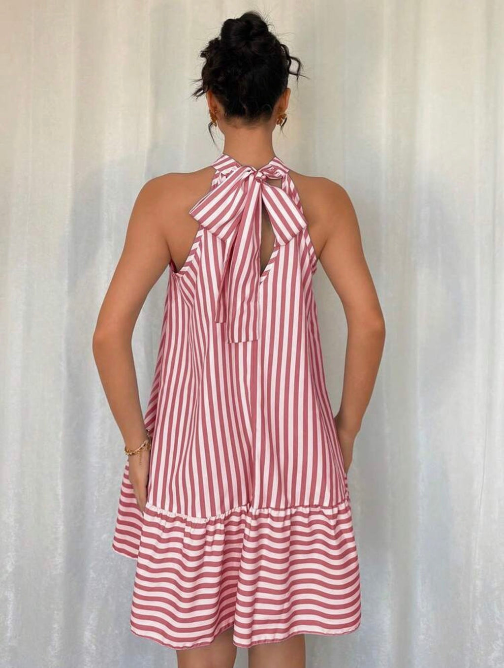 Elegant Halter Neck Sleeveless Cold Shoulder Striped Ruffle Hem Dress