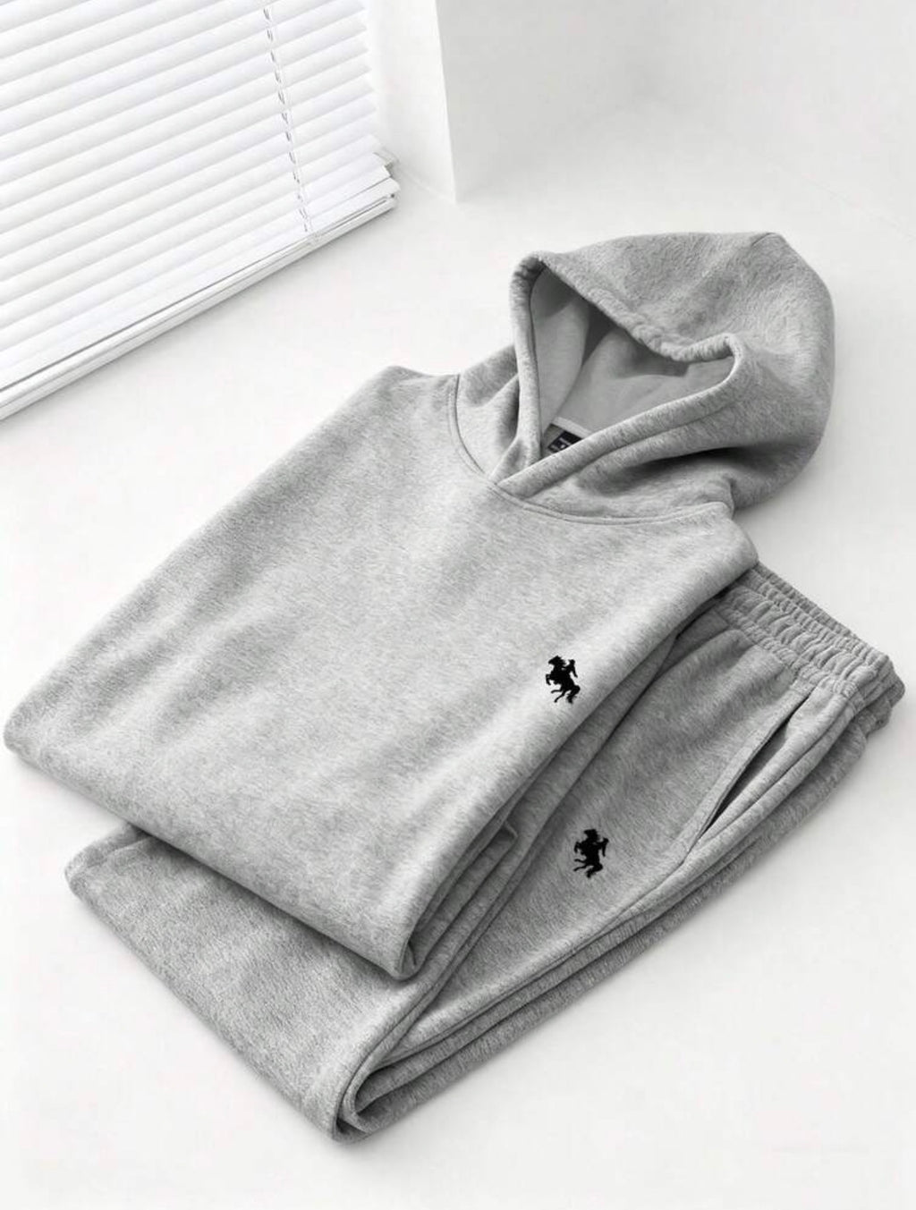 Men’s Horse Logo Hoodie & Sweatpants Two-Piece Sportswear Set – Casual Autumn Outfit