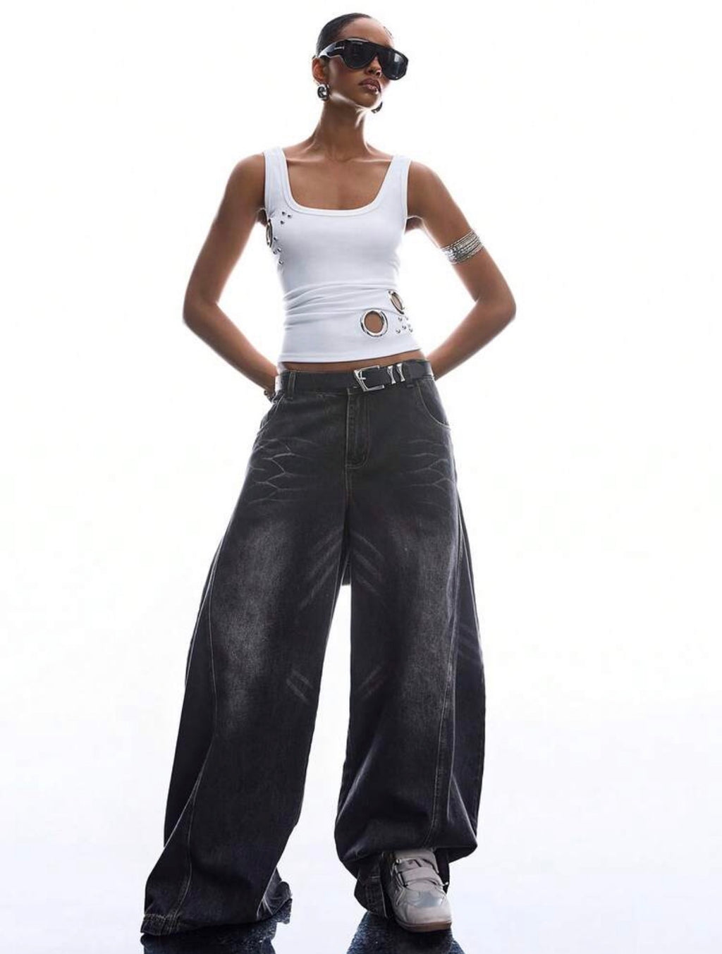 Minimalist Metal-Detail Camisole Tank Top for Women – Casual Summer Sleeveless Top